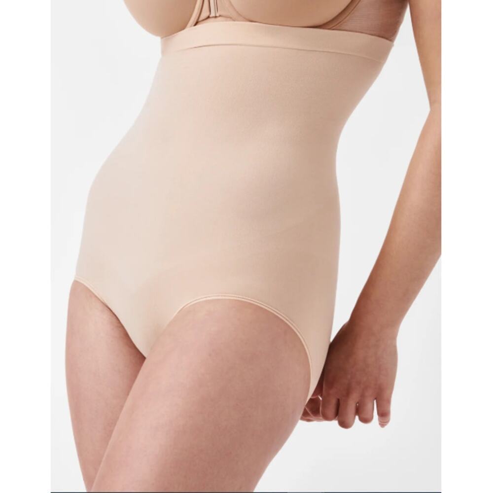 SPANX Women's Soft Nude Seamless Higer Power High-Waisted Brief Panties Size 2X - Picture 3 of 6